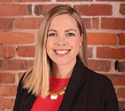 Headshot of Amanda Burrows
